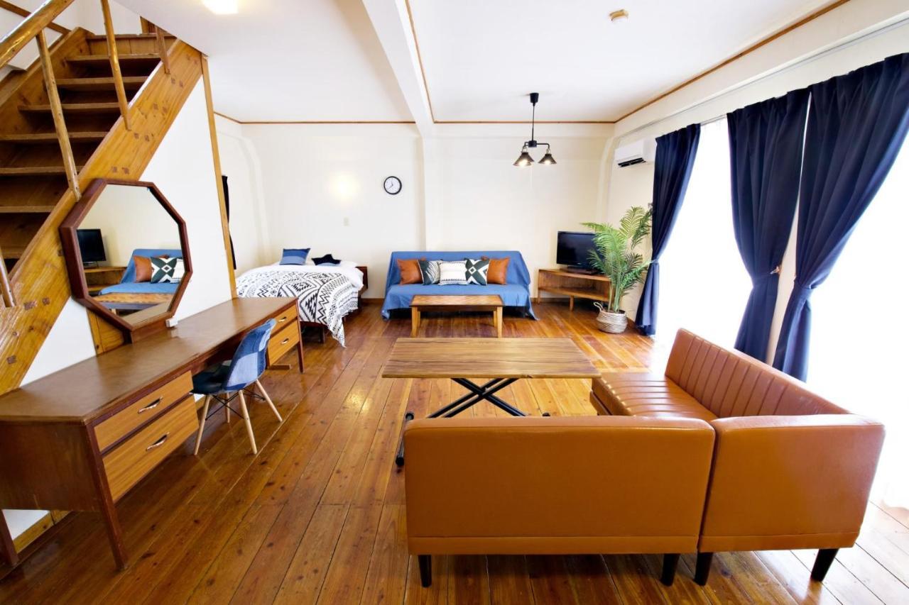 Apartamento にらい恩納　一本松 Onna Exterior foto