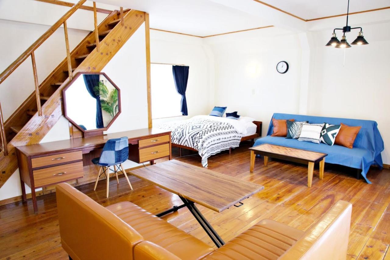 Apartamento にらい恩納　一本松 Onna Exterior foto